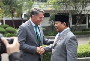 Akrabnya Menhan Prabowo dan Menhan Australia